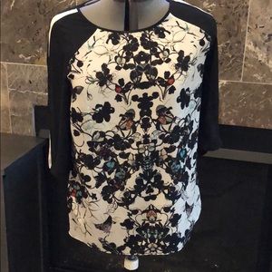 Kensie Blouse Size Medium